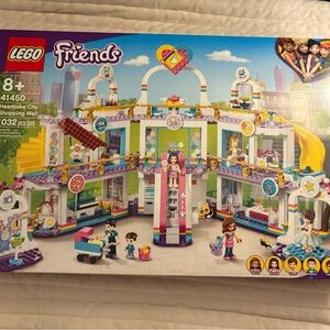 LEGO Friends Heartlake City Shopping Mall - se 41450